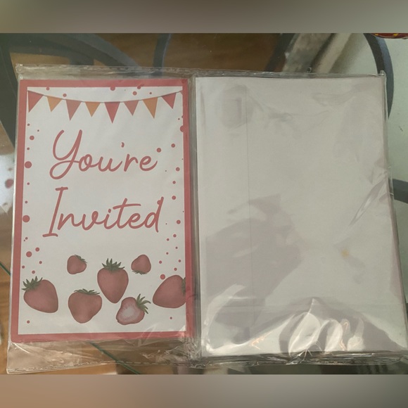 🌺 3/$15 Set of 20 1st Birthday Party Invites Strawberry Theme - Picture 2 of 3